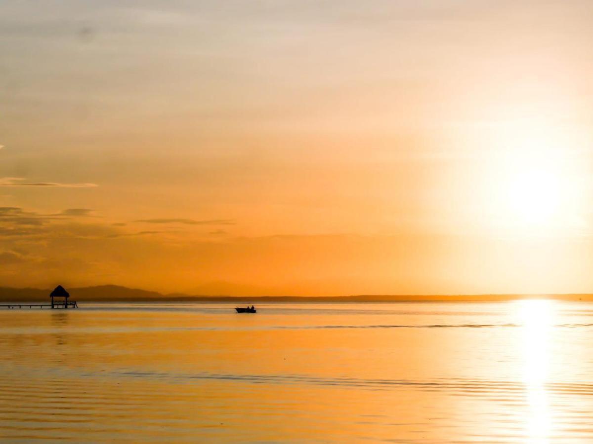 Barrbra Bnb Over The Sea Bocas Town Bagian luar foto
