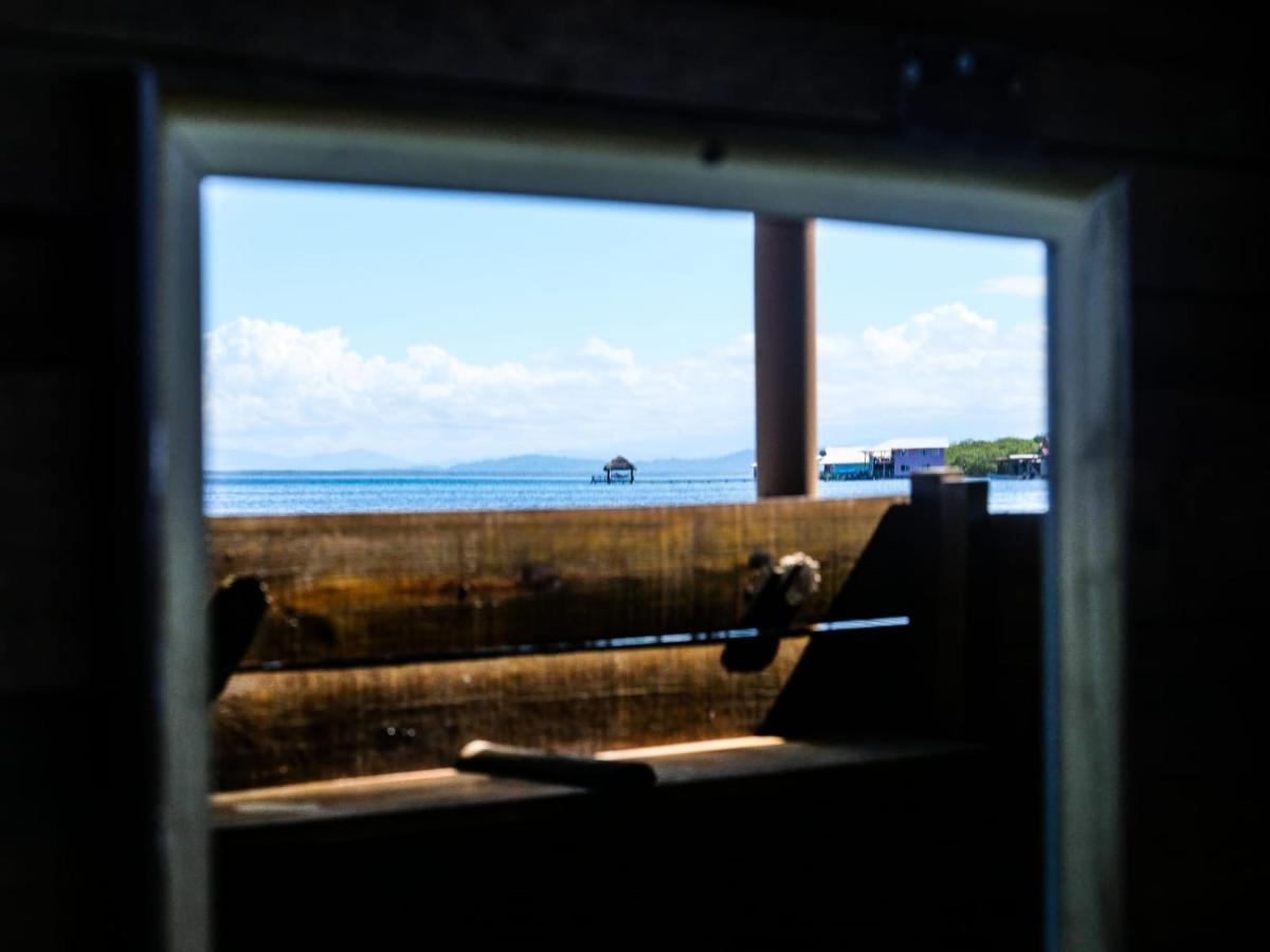 Barrbra Bnb Over The Sea Bocas Town Bagian luar foto