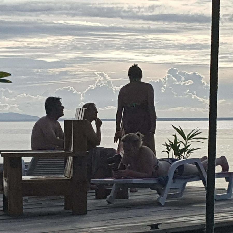 Barrbra Bnb Over The Sea Bocas Town Bagian luar foto